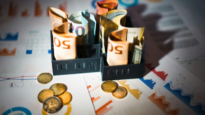 Why 6% Yields Make UK investment strategy visualization