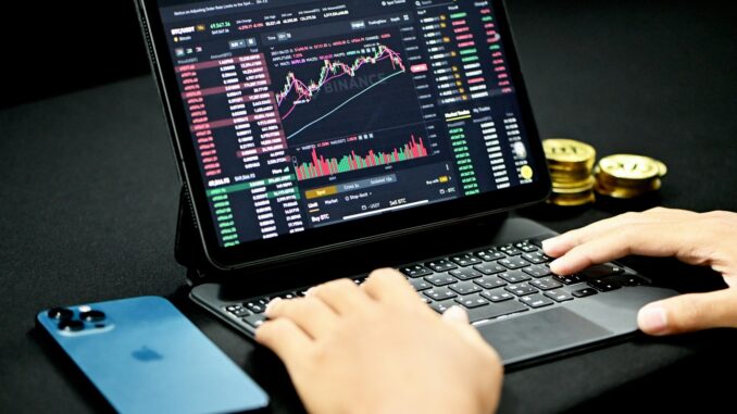 Gold Miners Surge: How to stock market analysis